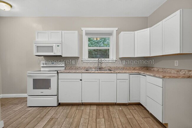 Building Photo - 2116 Mills Ave