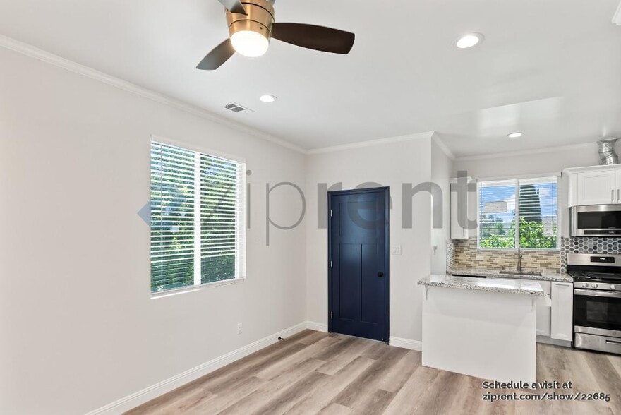 Building Photo - 1419 Flickinger Ave