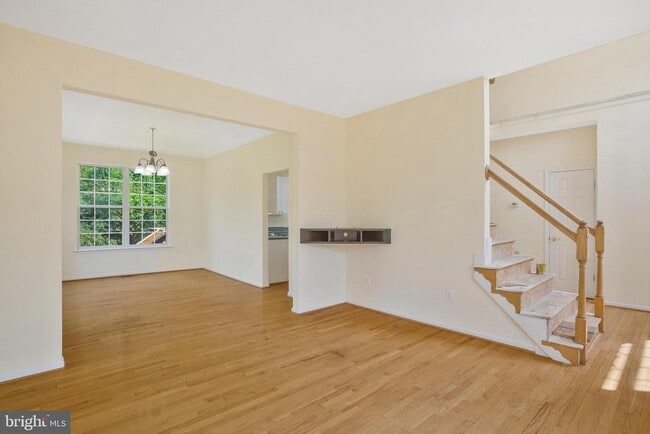 Building Photo - 9112 Granite Ct