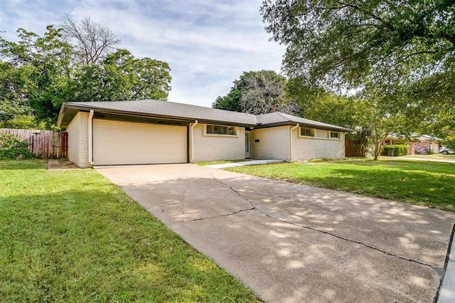 Building Photo - 1509 Fernwood Dr