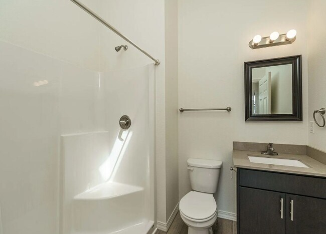 Building Photo - Evergreen Multiplex