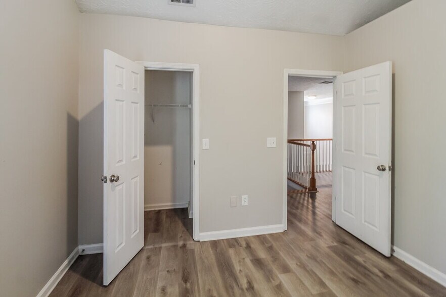 Building Photo - 375 Wisteria Blvd
