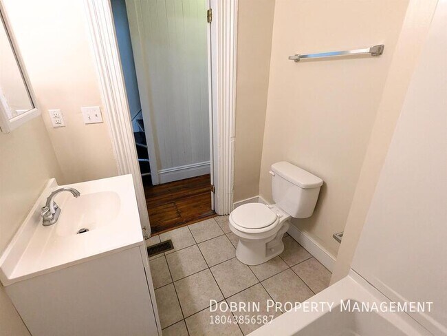 Building Photo - 111 E Leigh St