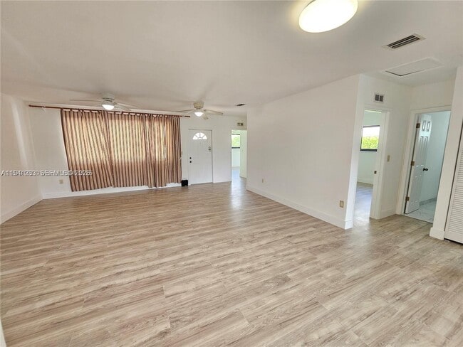 Building Photo - 7908 Granada Blvd