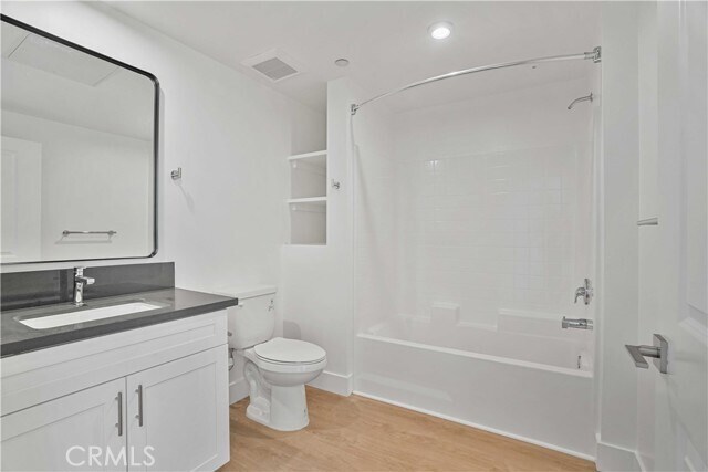 Building Photo - 8750 Sepulveda Blvd