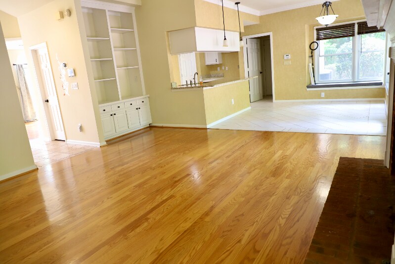 Building Photo - 11395 Vedrines Dr
