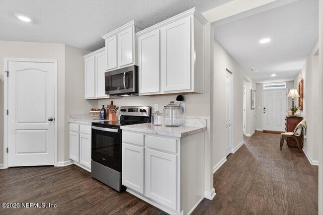 Building Photo - 75644 Bridgewater Dr
