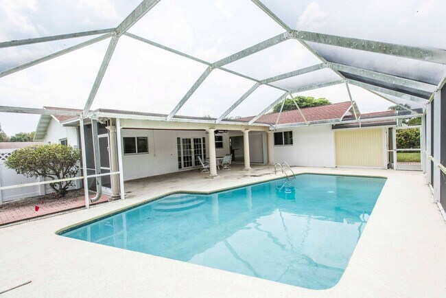 Primary Photo - 2289 Windsor Rd