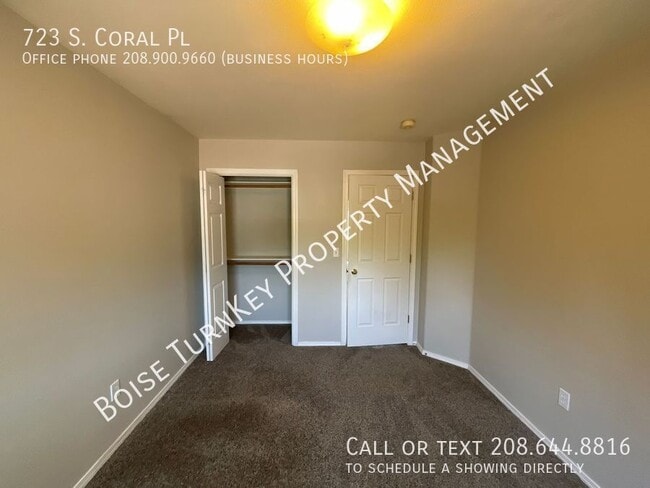 Building Photo - 723 S Coral Pl
