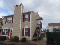 Building Photo - 2 Bed 2 Bath Condo