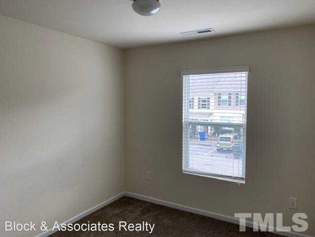 Building Photo - 3 br, 2.5 bath House - 8521 Quarton Drive