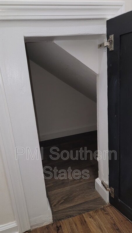 Building Photo - 31 Moorlyn Ln