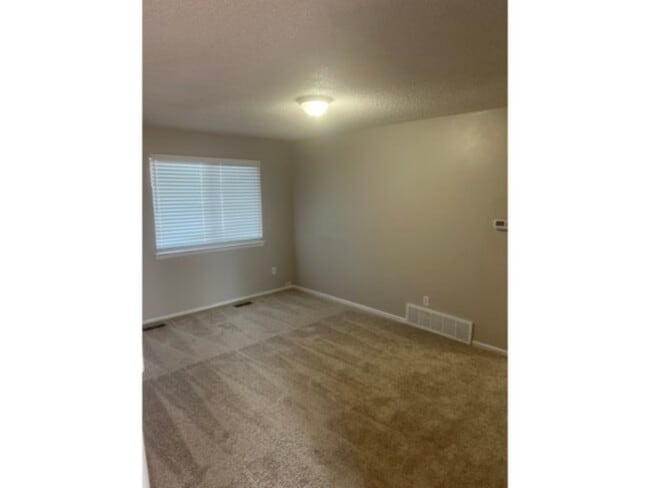 Building Photo - 9070 W Bellwood Pl