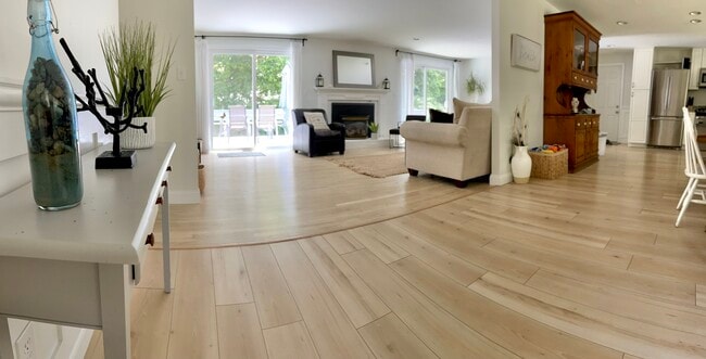 Building Photo - 114 Portside Cir