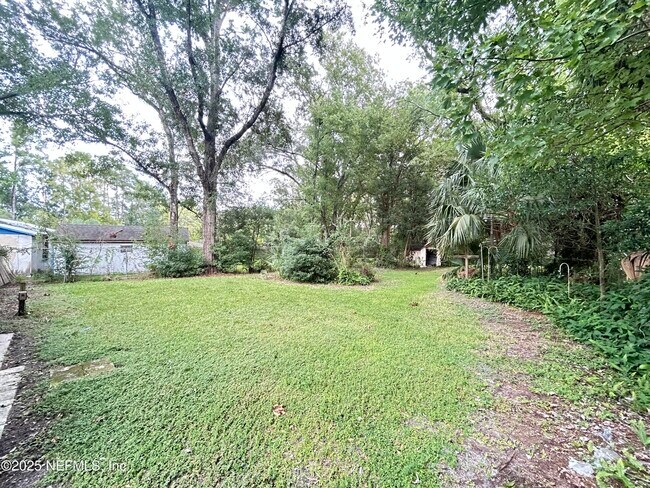 Building Photo - 3958 Hunter Cir