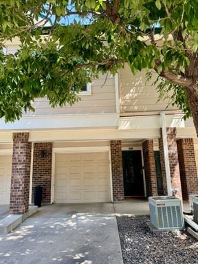 Building Photo - 2 Bedroom 2 Bath Available NOW in Superior
