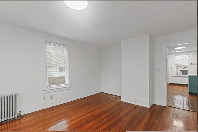 Livingroom2 - 9 Wyatt St