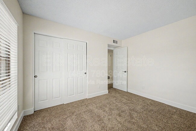 Building Photo - 4208 W Villa Maria Dr
