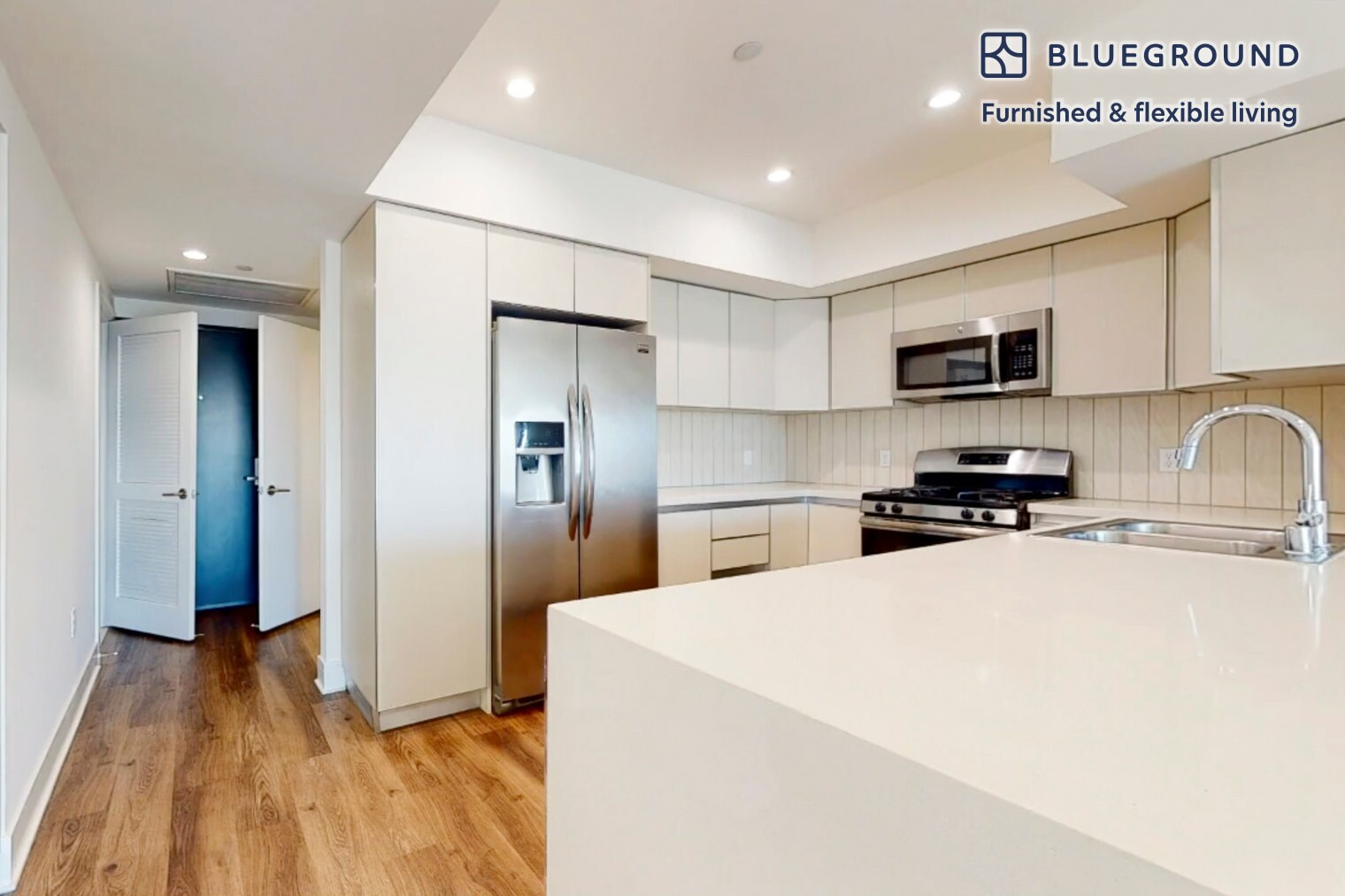 Building Photo - 1821 S Bentley Ave