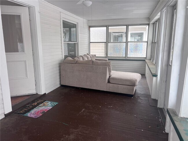 Building Photo - 135 Arbordale Ave