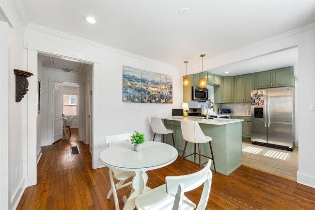 Building Photo - 640 Quillian Ave