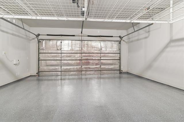 Building Photo - 5900 The Esplanade