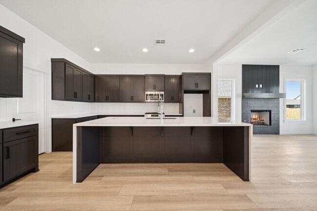 Building Photo - Welcome to this stunning new build in the desirable gated community of Broken Arrow, OK!