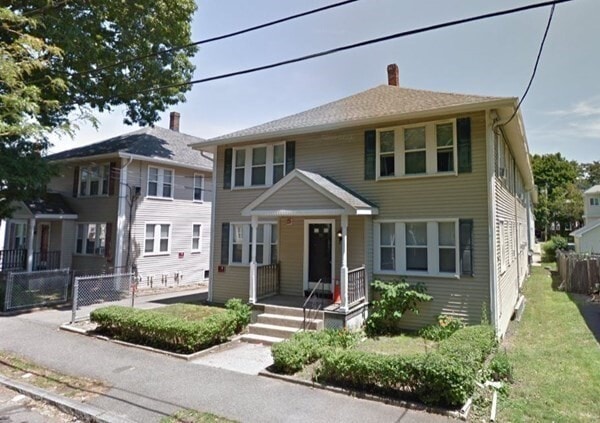 Building Photo - 77 Safford St