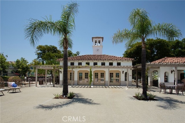 Building Photo - 19 Redbud