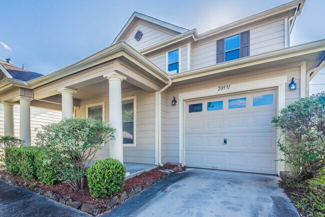 Primary Photo - 20931 Gastonbury Ln