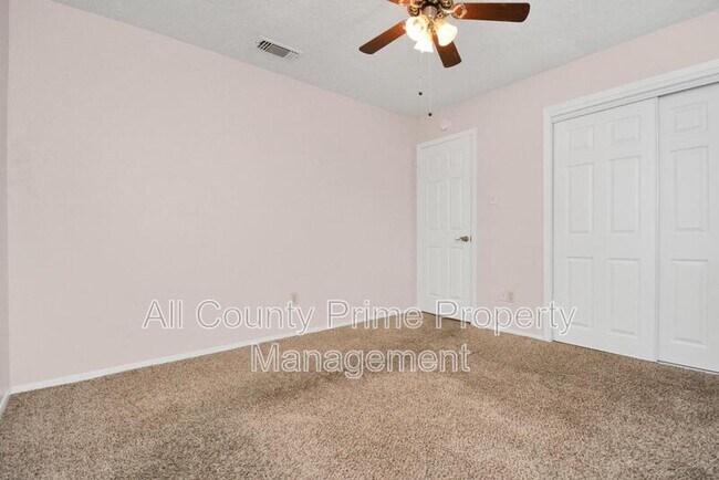 Building Photo - 19214 Cypress River Dr