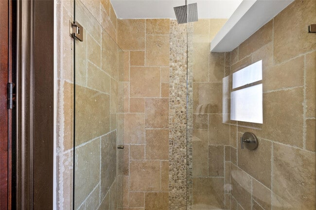 Building Photo - 2430 Castilla Isle