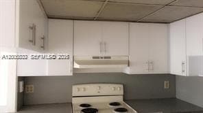 Building Photo - 8290 Lake Dr