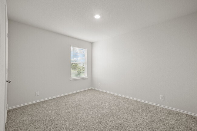 Building Photo - 5339 Trinity Run