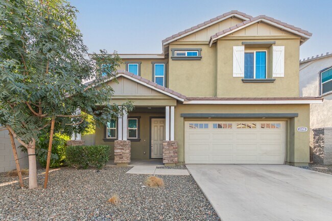 Building Photo - 2327 S Wycliff Cir