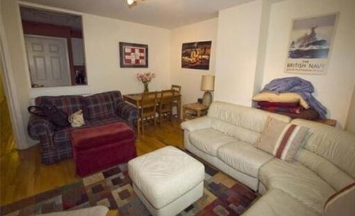 Building Photo - 202NH-1