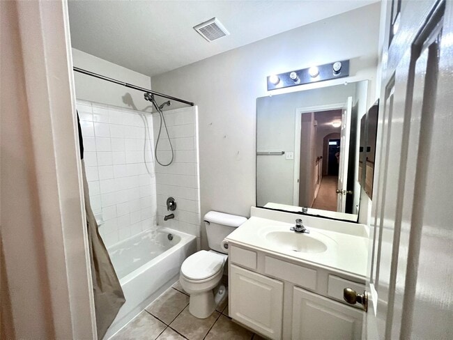 Building Photo - 5707 Windy Knoll Ln