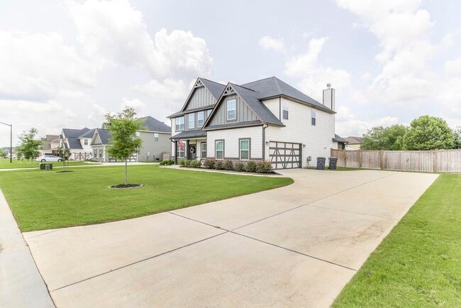 Building Photo - 105 Pearl Moss Ln