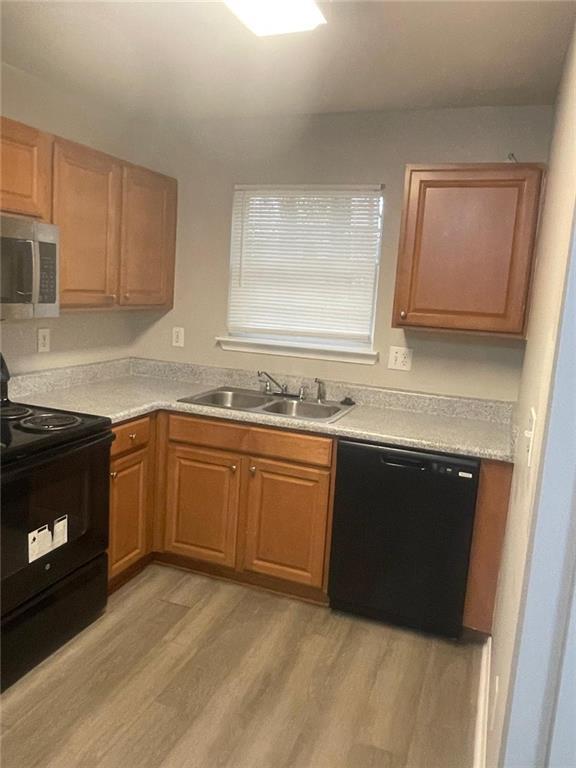 Building Photo - 1736 Devon Dr