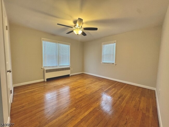 Building Photo - 156 E Prospect St