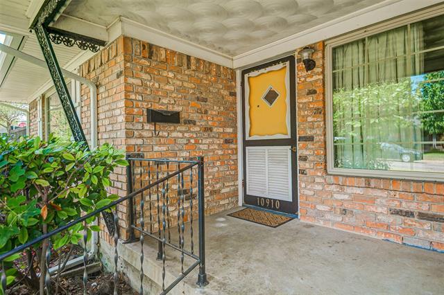 Building Photo - 10910 Marchant Cir