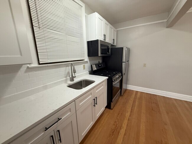 Building Photo - 6829 21st St