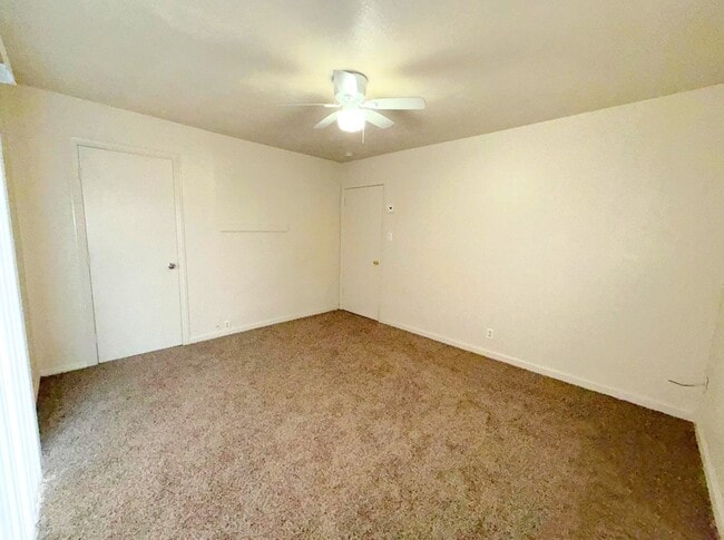 Building Photo - 2559 Ballantyne Dr