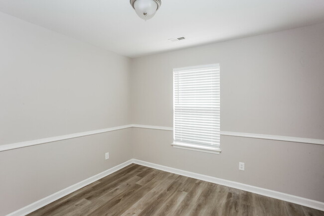 Building Photo - 2322 Tory Oak Pl