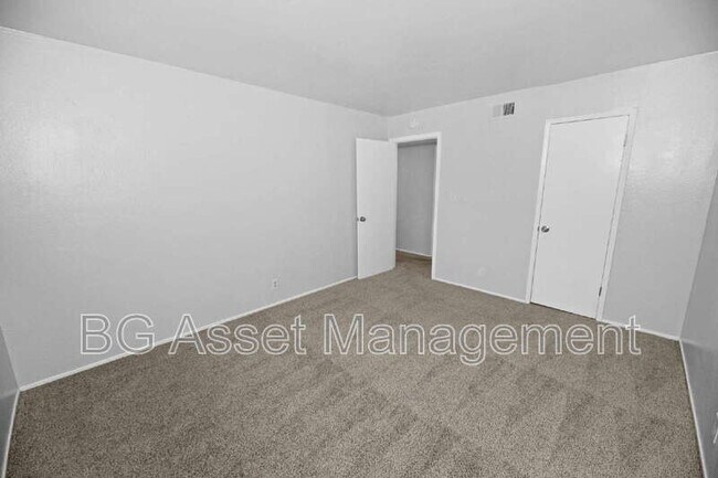 Building Photo - 4621 Ashdale Ct