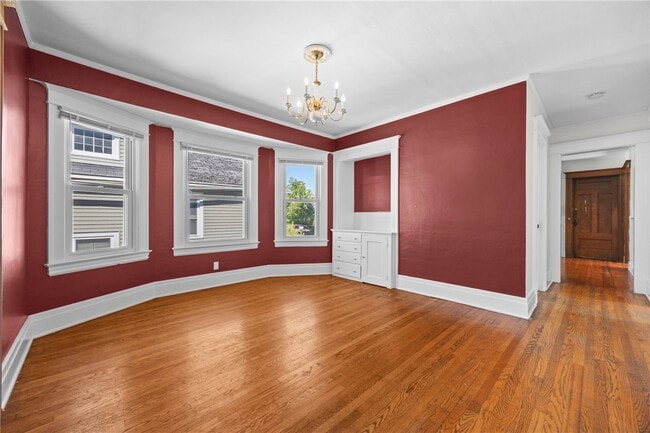 Building Photo - 15-17-17 Roosevelt St