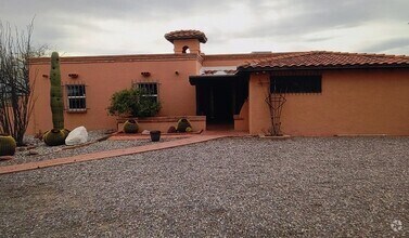Building Photo - Beautiful 3bedroom 2 bathroom