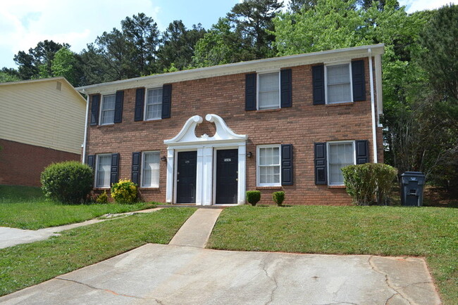 Primary Photo - Ridge Forest Townhome for Rent