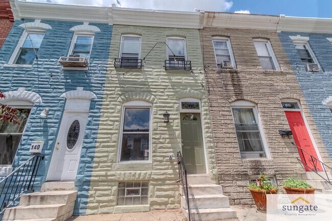 Primary Photo - 142 N Ellwood Ave