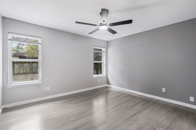 Building Photo - 509 Landing Blvd